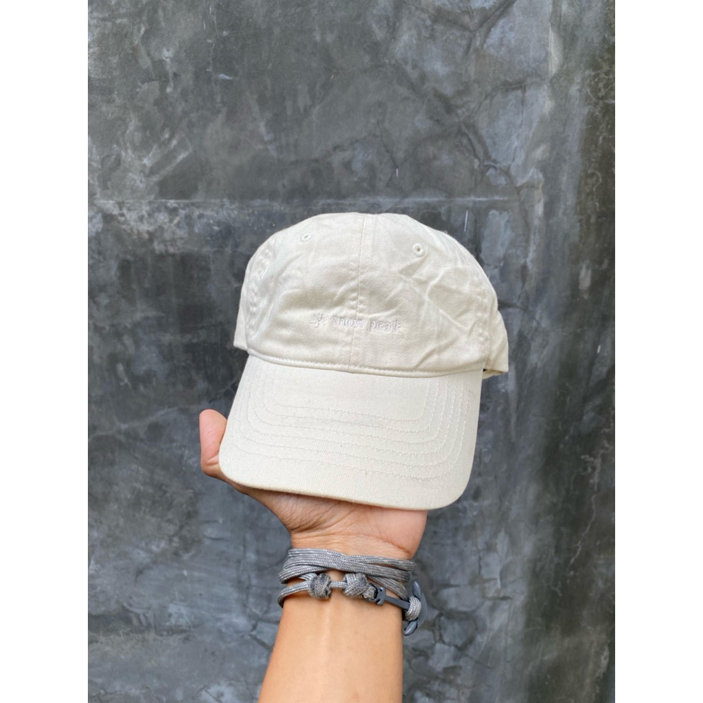 Snow peak caps