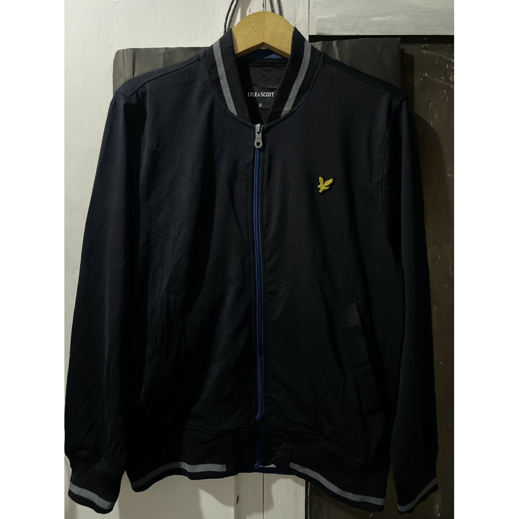 Tracktop lyle n scott