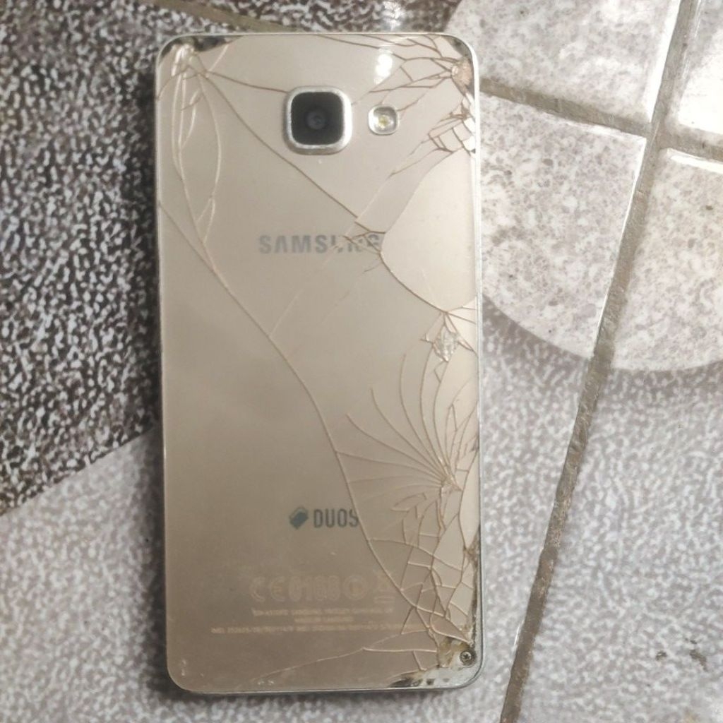 Samsung a510fd A5 2016 mesin normal minus lcd pecah