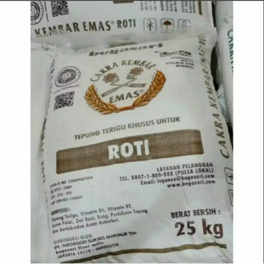 tepung terigu cakra kembar emas 25kg