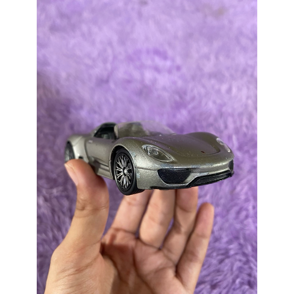 PL KT06 Mainan Mobil Welly Diecast Porsche 918 Spider Pulback 12cm. BU