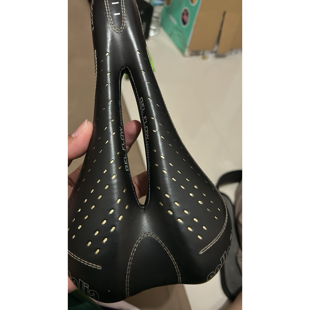 sadel sepeda saddle selle italia