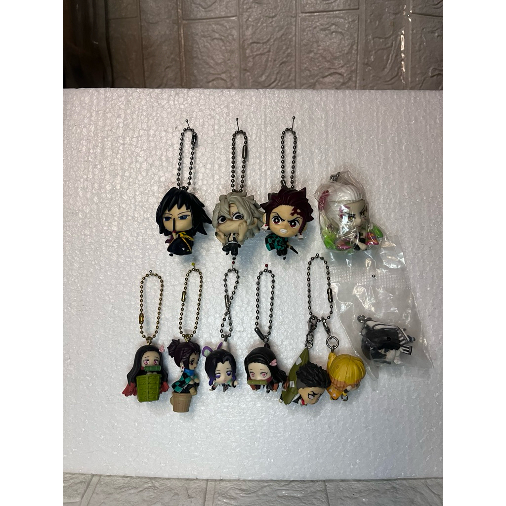 merch keychain kimetsu no yaiba giyuu sanemi daki nezuko zenitsu tanjiro gyomei obanai