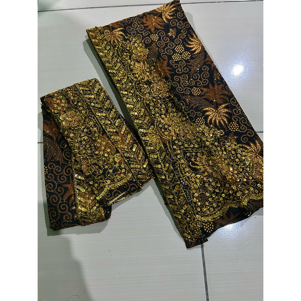 kain pengantin wiru payet