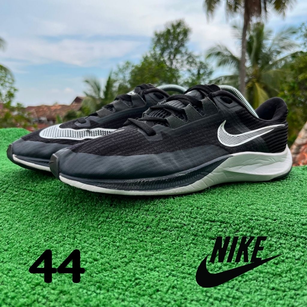 Nike Air Zoom Rival Fly 3