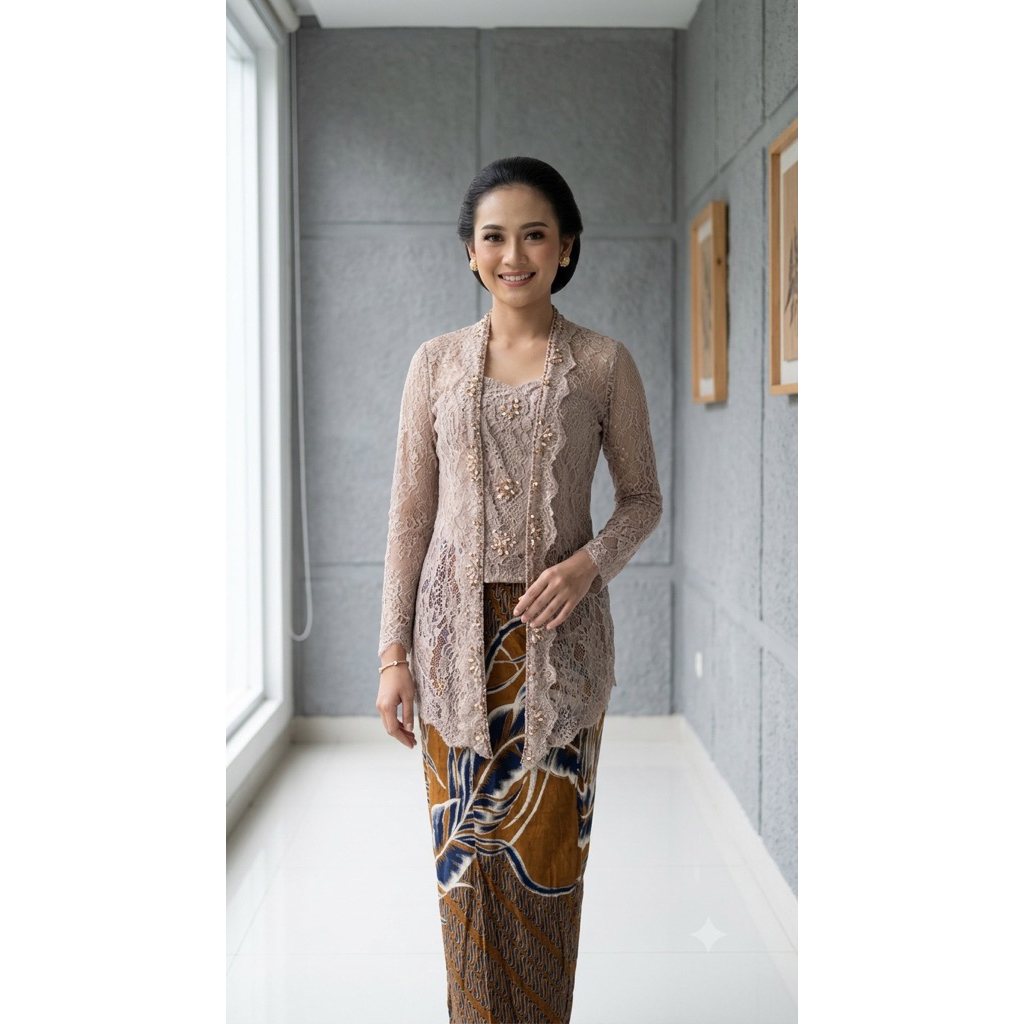 SEWA KEBAYA LAMARAN WISUDA