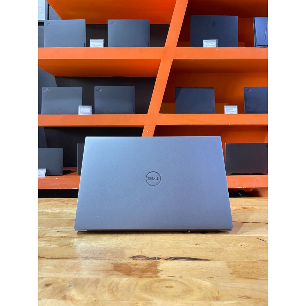READY DELL PRECISION 5570
