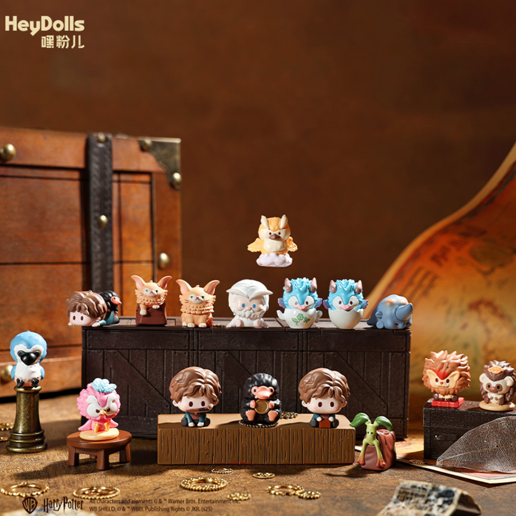 [MARSCOOLPLAY] ORIGINAL Harry Potter Fantastic Beasts Mini Blind Bag - Fantastic Beasts Encyclopedia