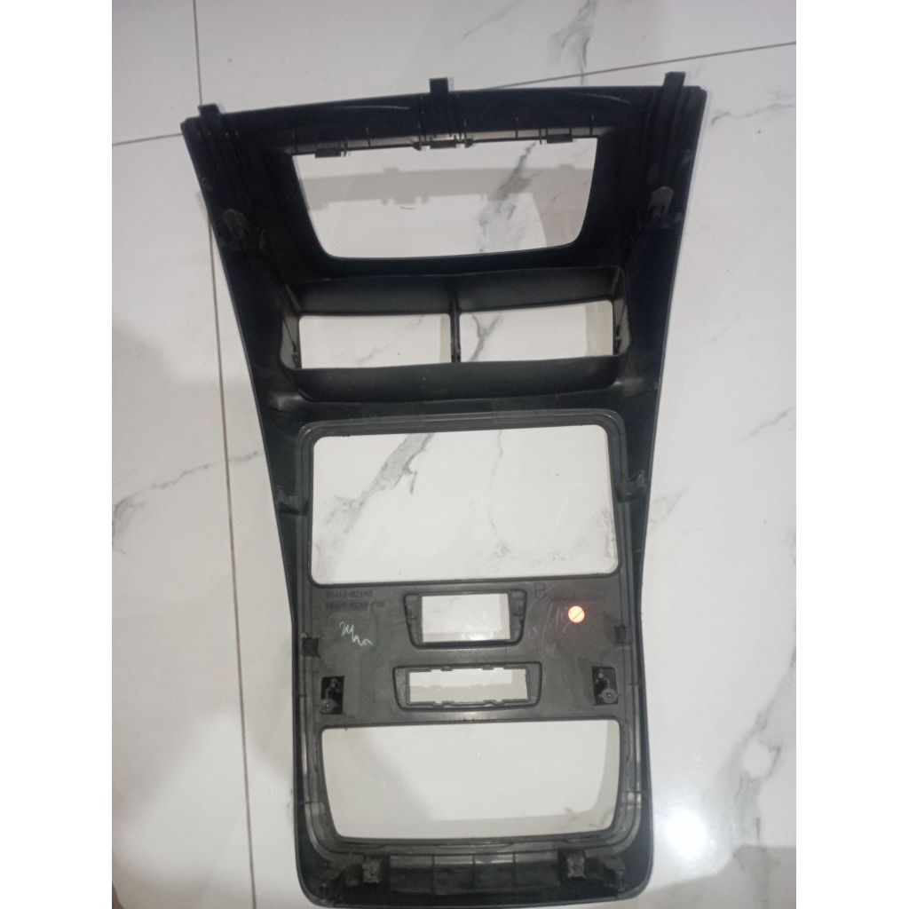 FRAME HEADUNIT/SINGLEDIN 7INCH AVANZA/XENIA 2019-2020