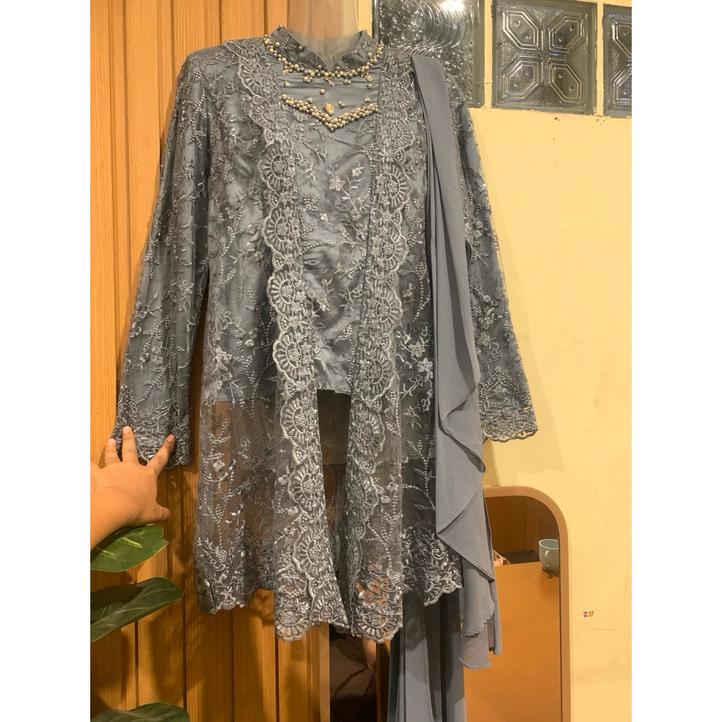 preloved kebaya denim