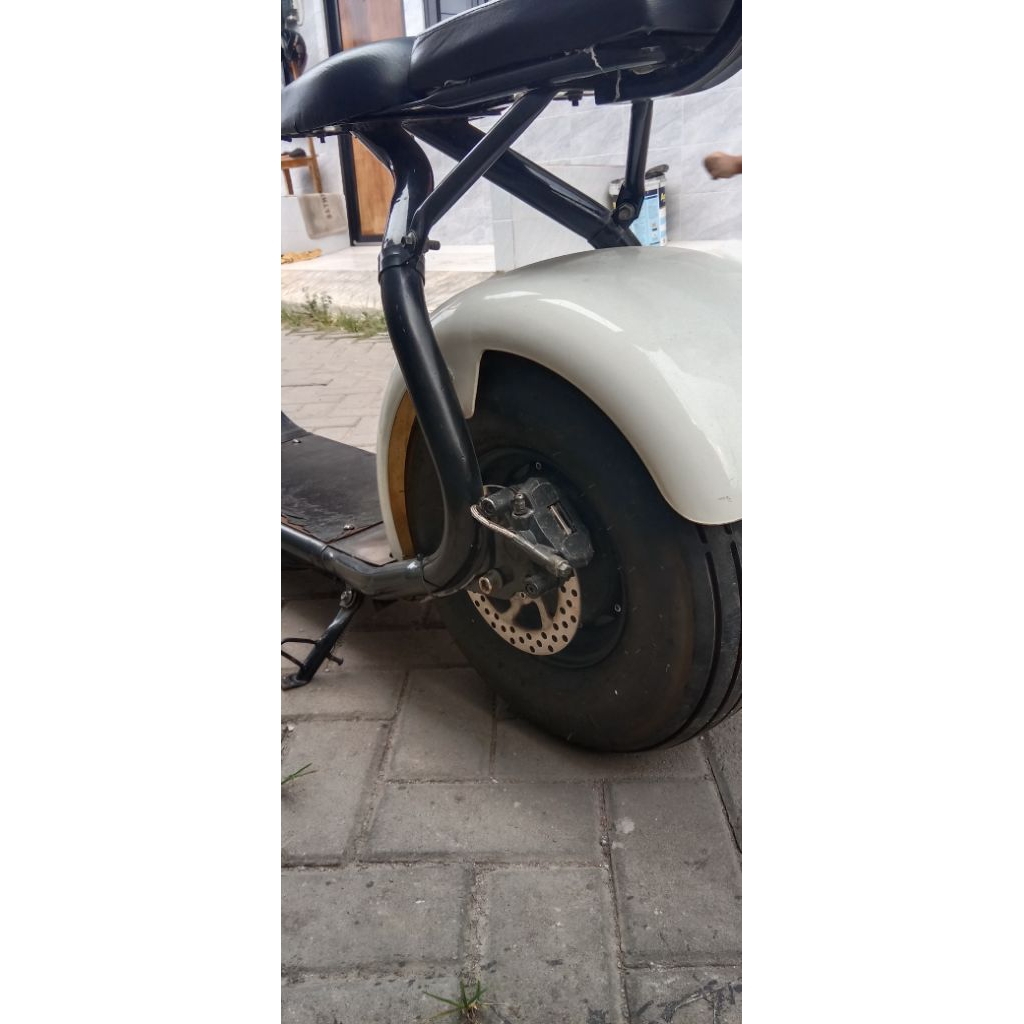 scoter listrik