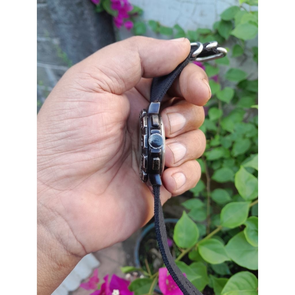 jam tangan tag heur