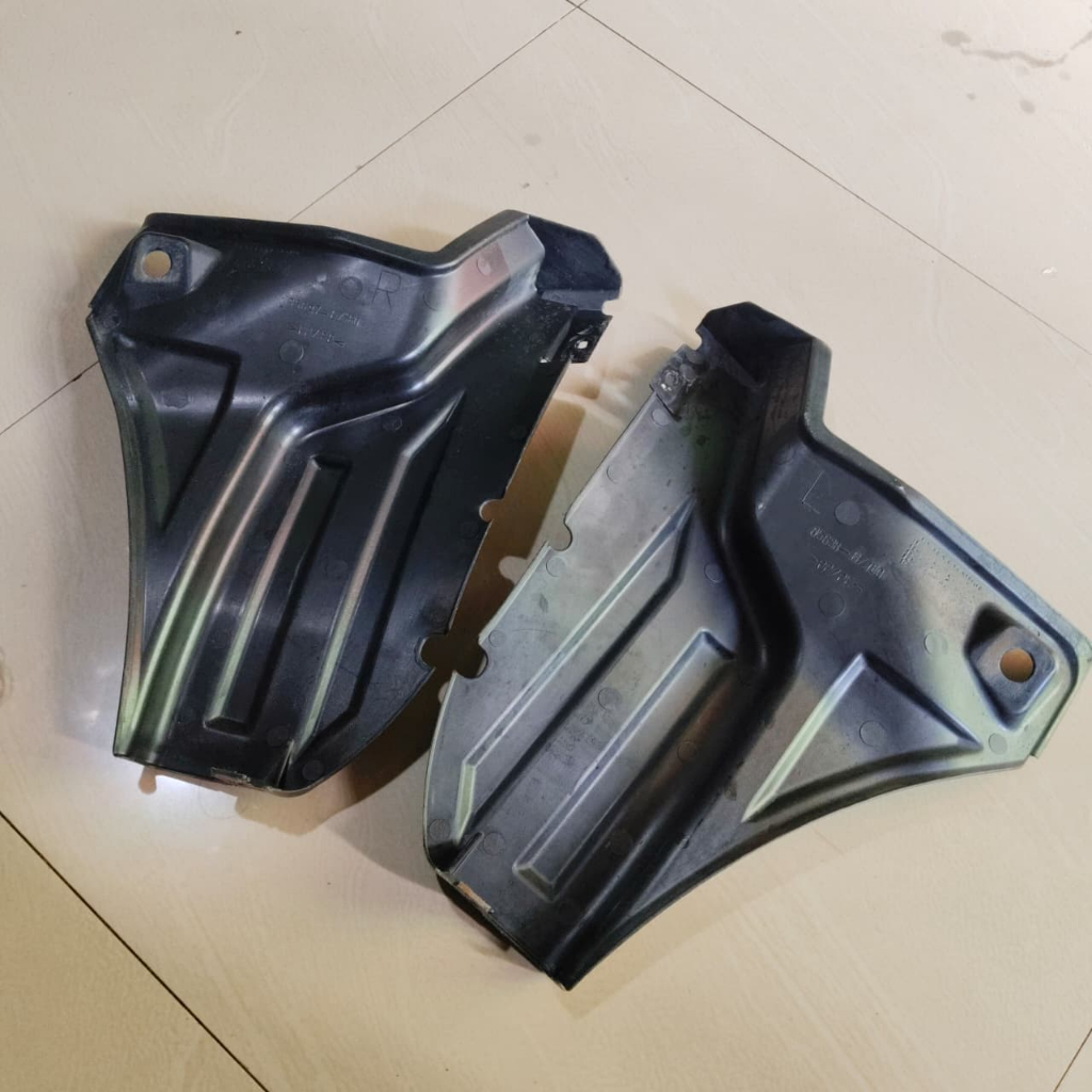 Cover Liner Fender / Spakbor Belakang Avanza Veloz