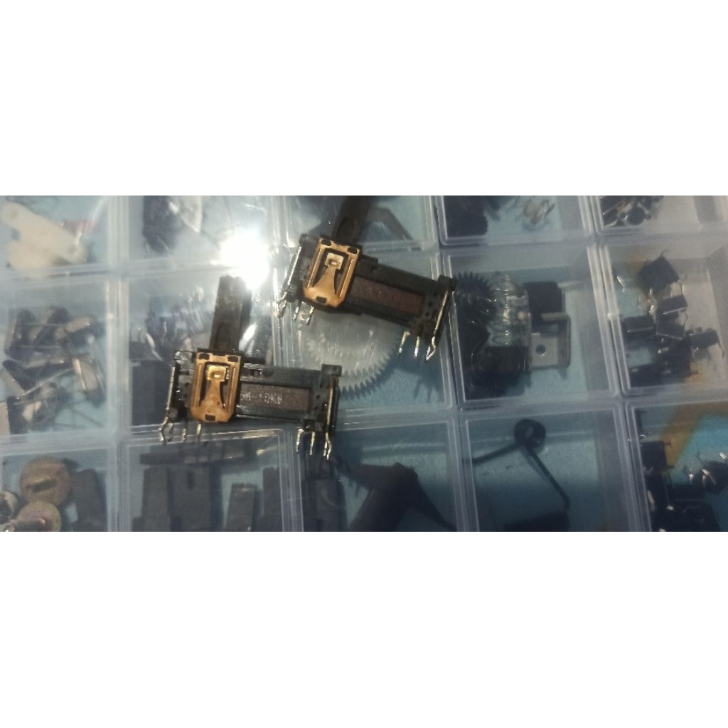 potentio geser polytron 3,5 cm 8 pin mono