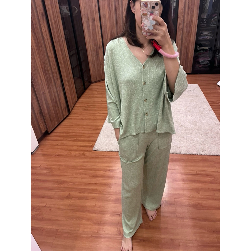 maven lounge set