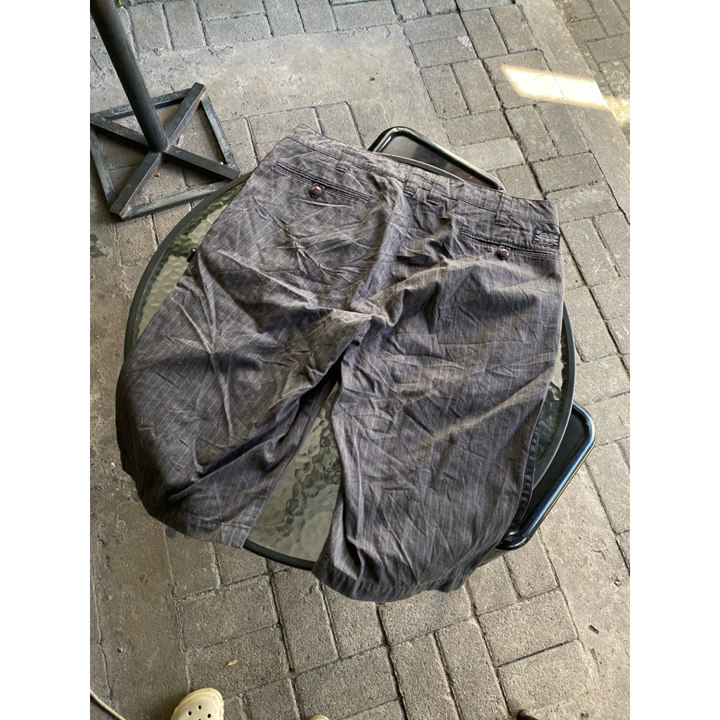 short pants neighborhood