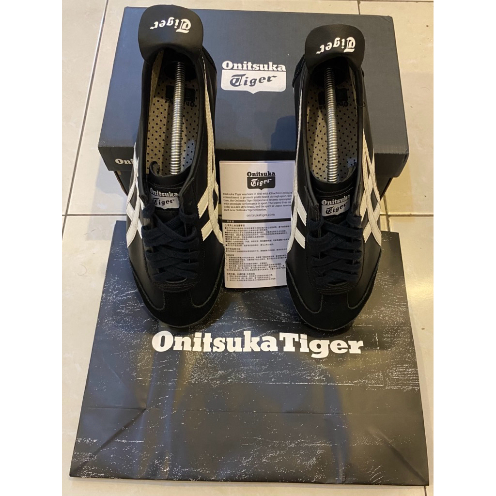 ONITSUKA TIGER BLACK