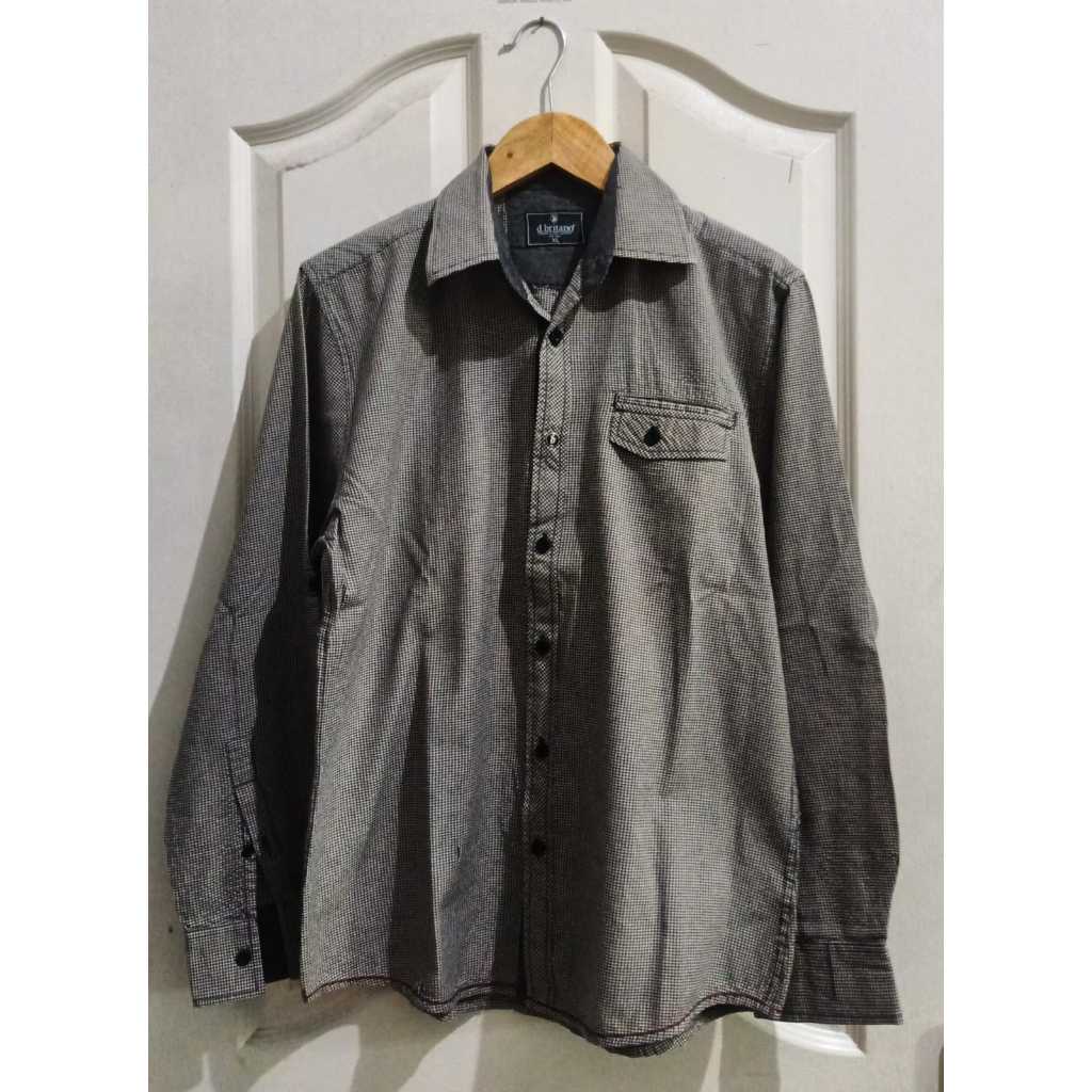 Kemeja Pria d.britano (Preloved)