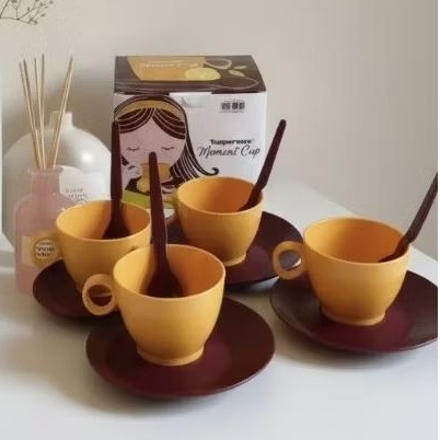 Tupperware Moment Cup Set