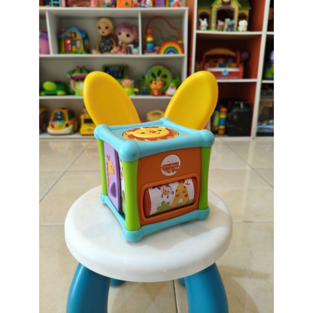 mainan bayi stimulasi fisher price busy box preloved