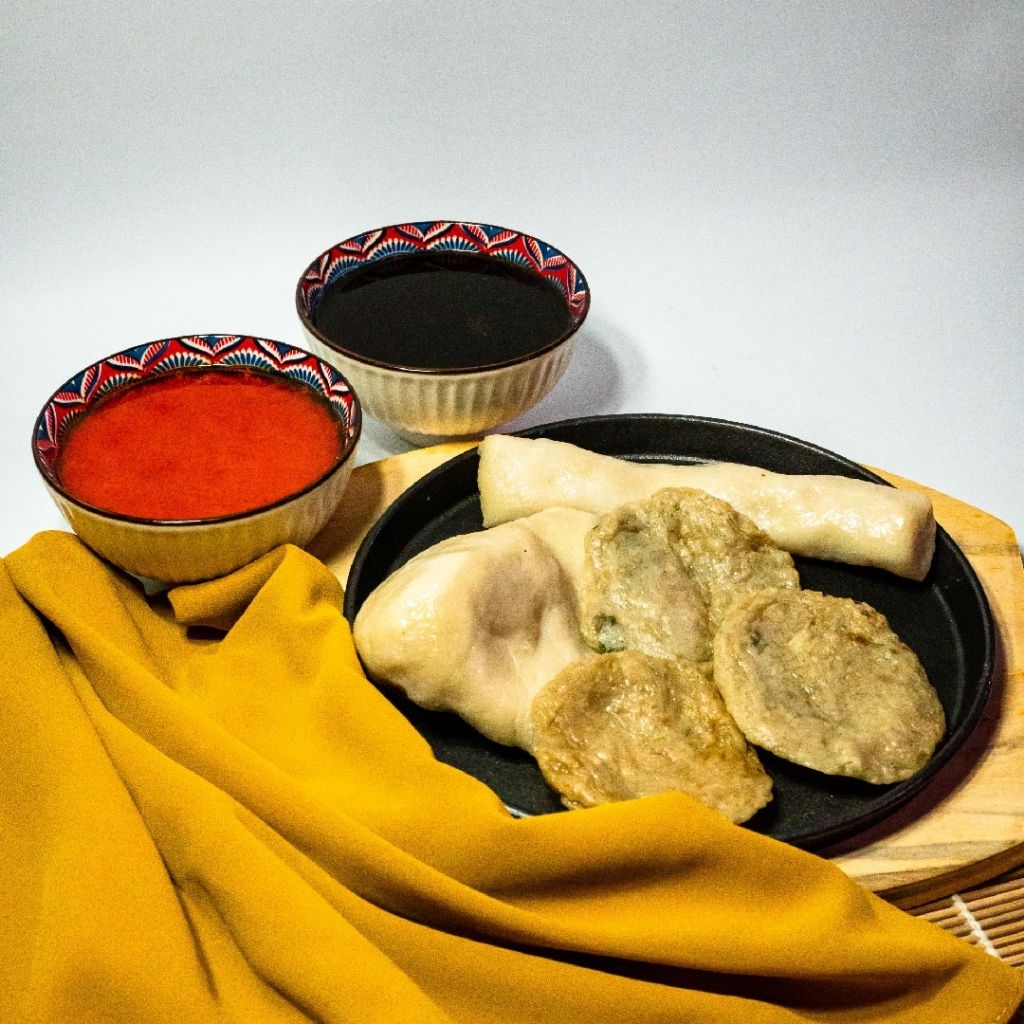PAKET PEMPEK JUMBO MAHA PEMPEK — 100% Ikan Tenggiri Asli(Lenjer, Kapal Selam, Kulit & Adaan) (Setiap