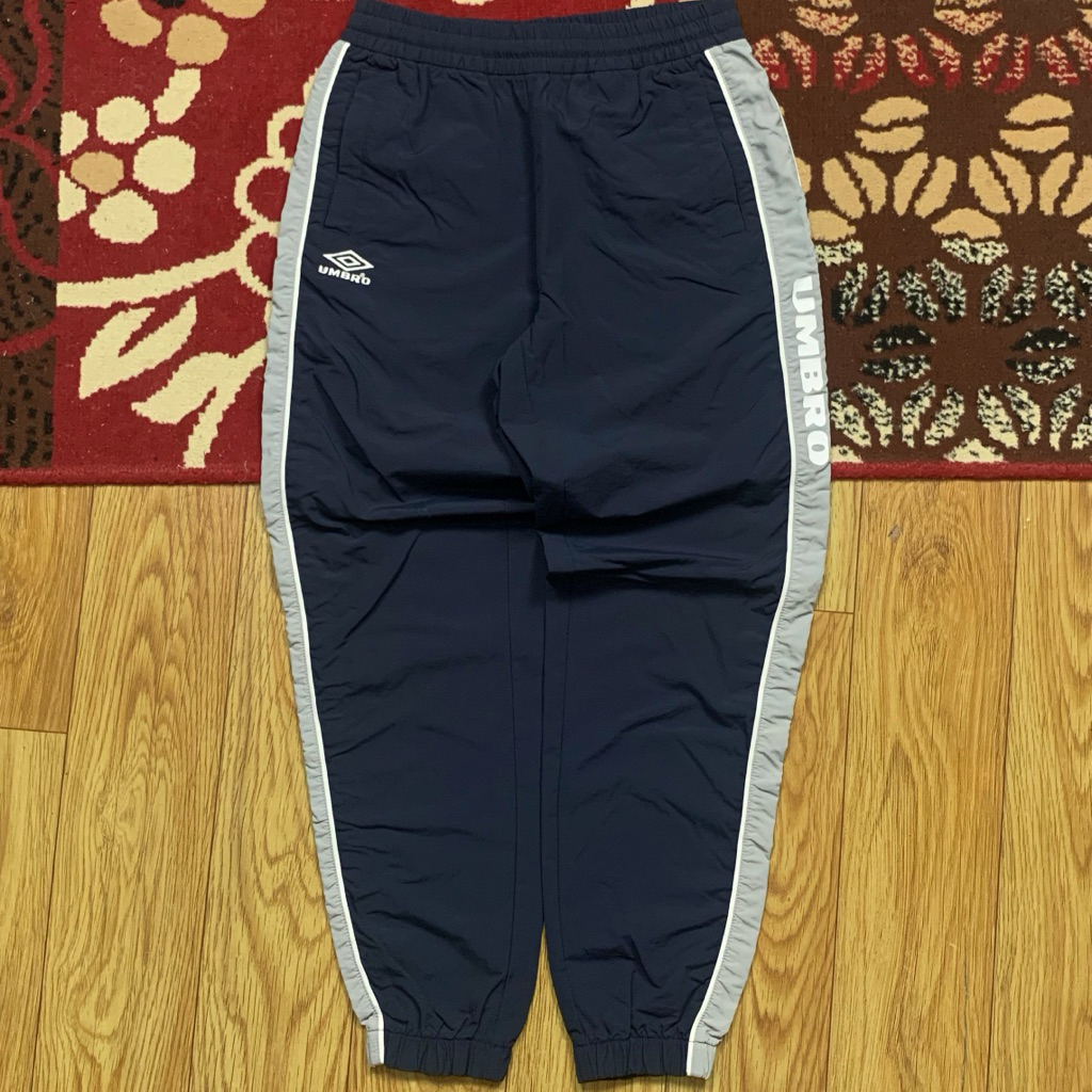 UMBRO PARACHUTE PANTS SIZE 29-32 | UMBRO TRACKPANTS | TRACKPANTS UMBRO | CELANA TRACKPANTS UMBRO | T