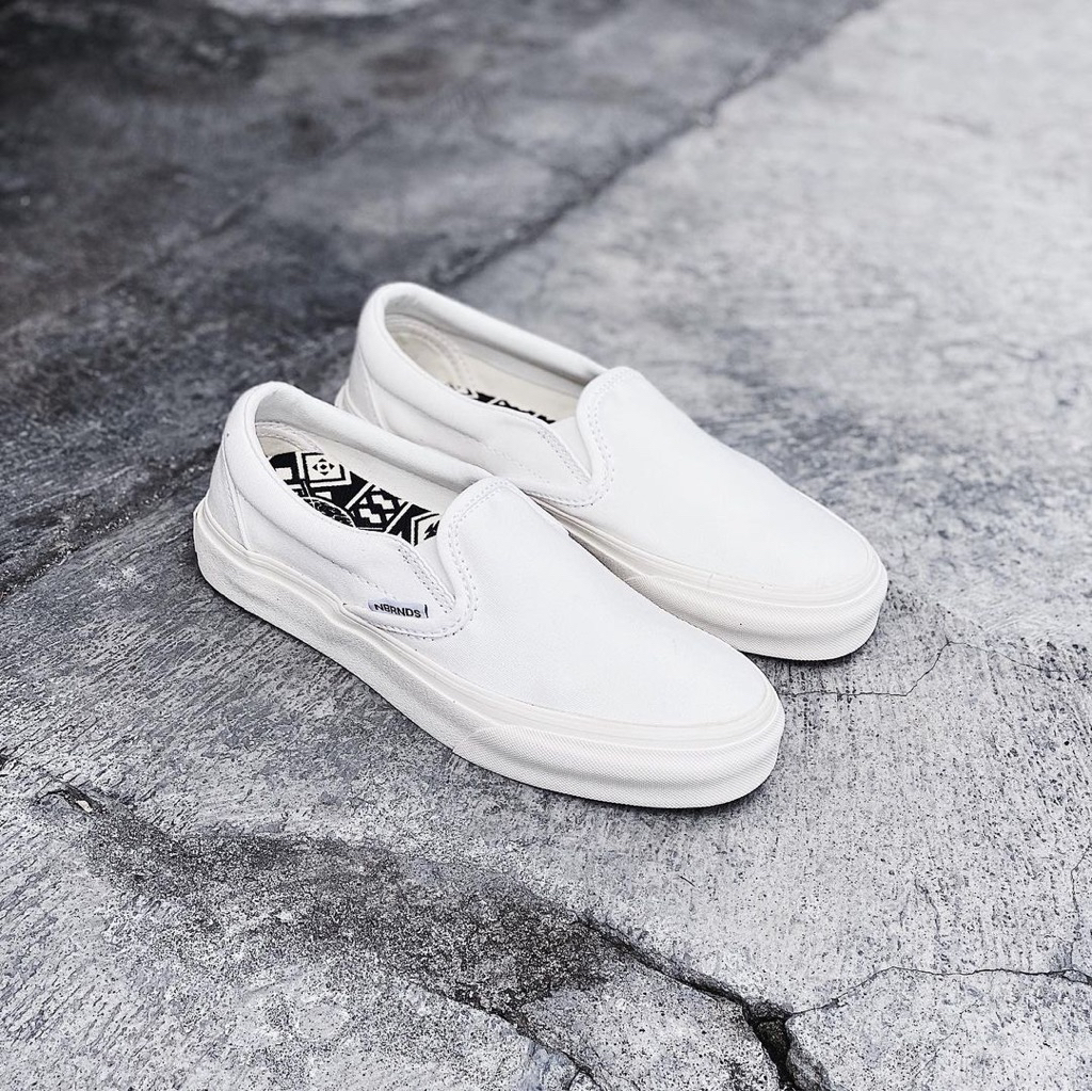NOBRAND Sepatu NoBrand Slip On Selop White Original Made In Indonesia