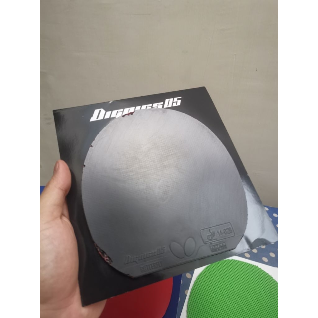Butterfly Dignics 05 Hitam bekas