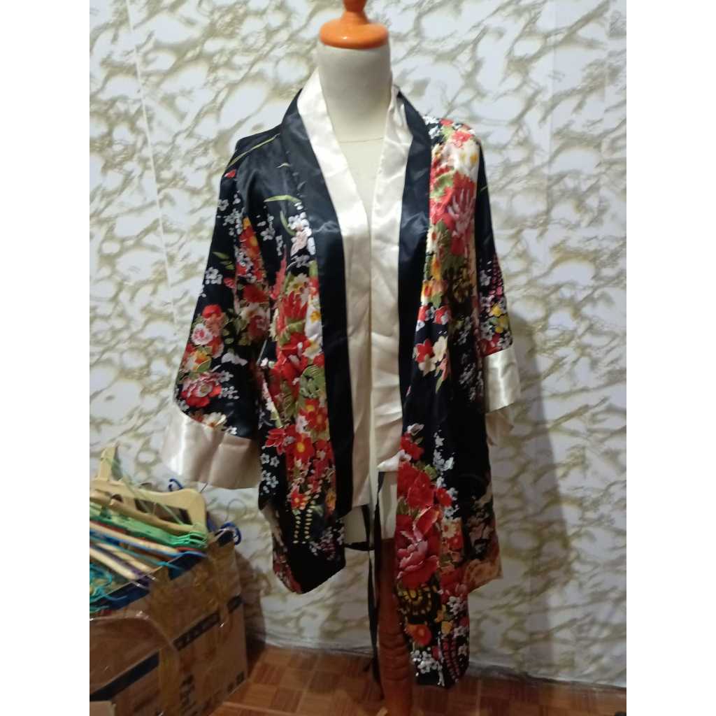 Kimono Satin Floral Jepang Wanita – Outer Robe Premium