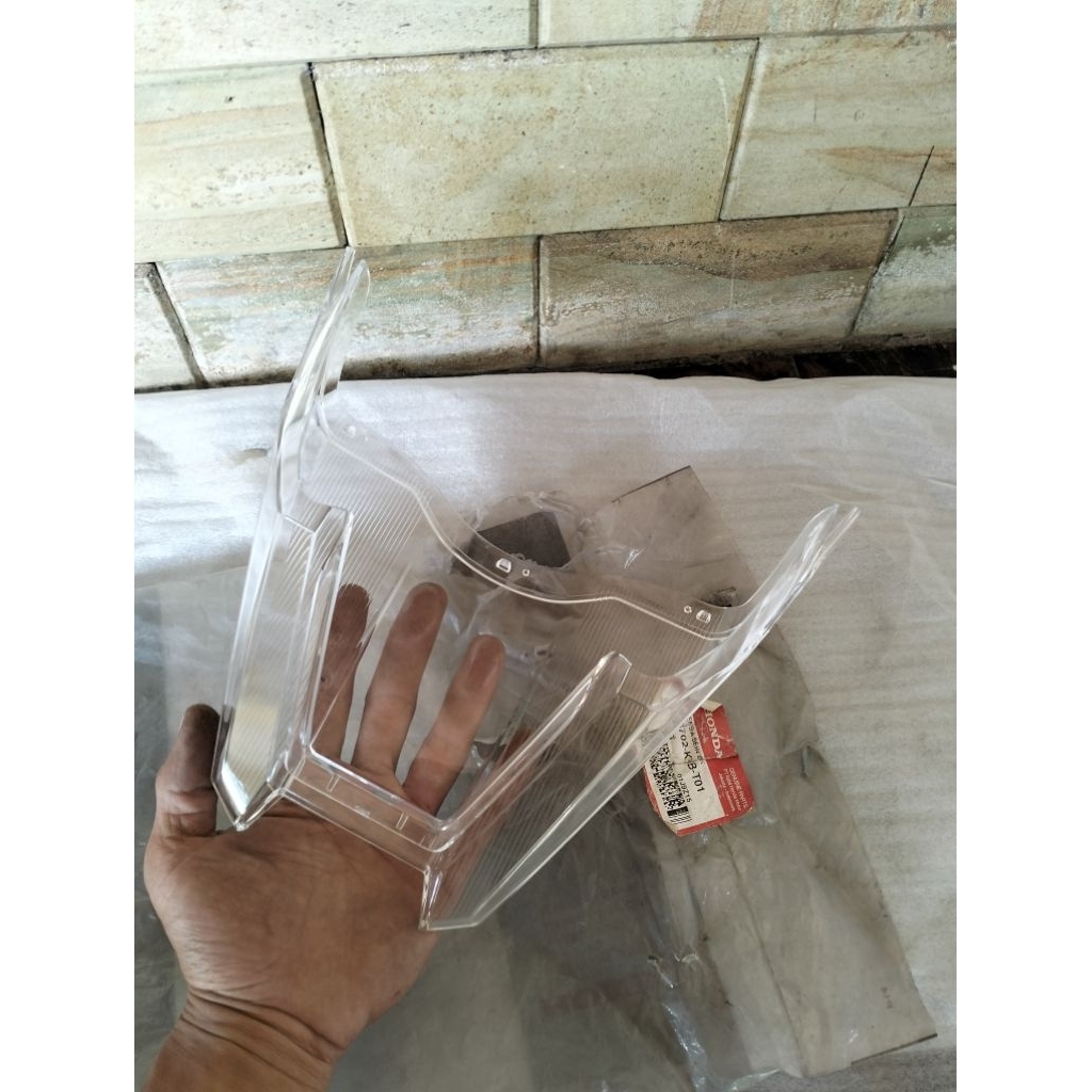 Mika kaca stoplam sein lampu belakang vario 110 techno karbu 33702-KVB-T01 original baru ahm