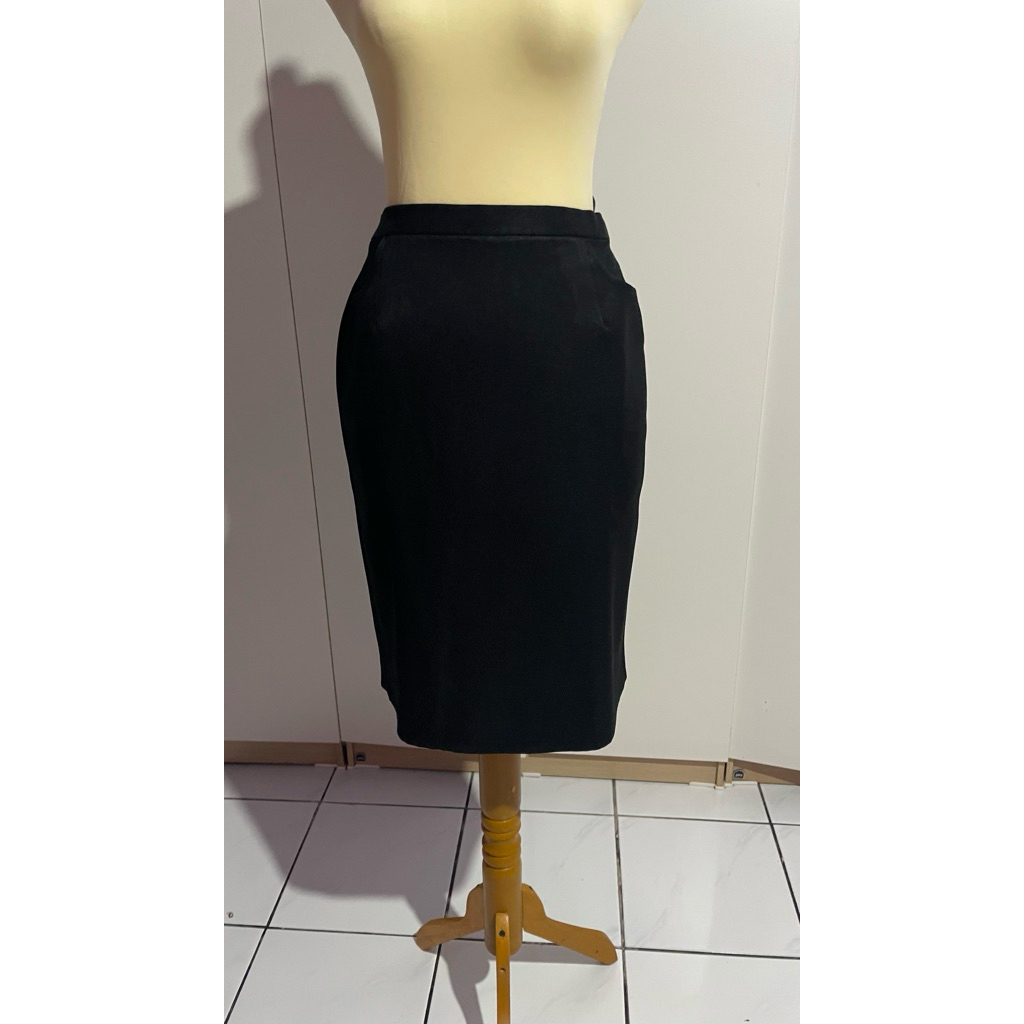 -PRELOVED- ROK SPAN HITAM