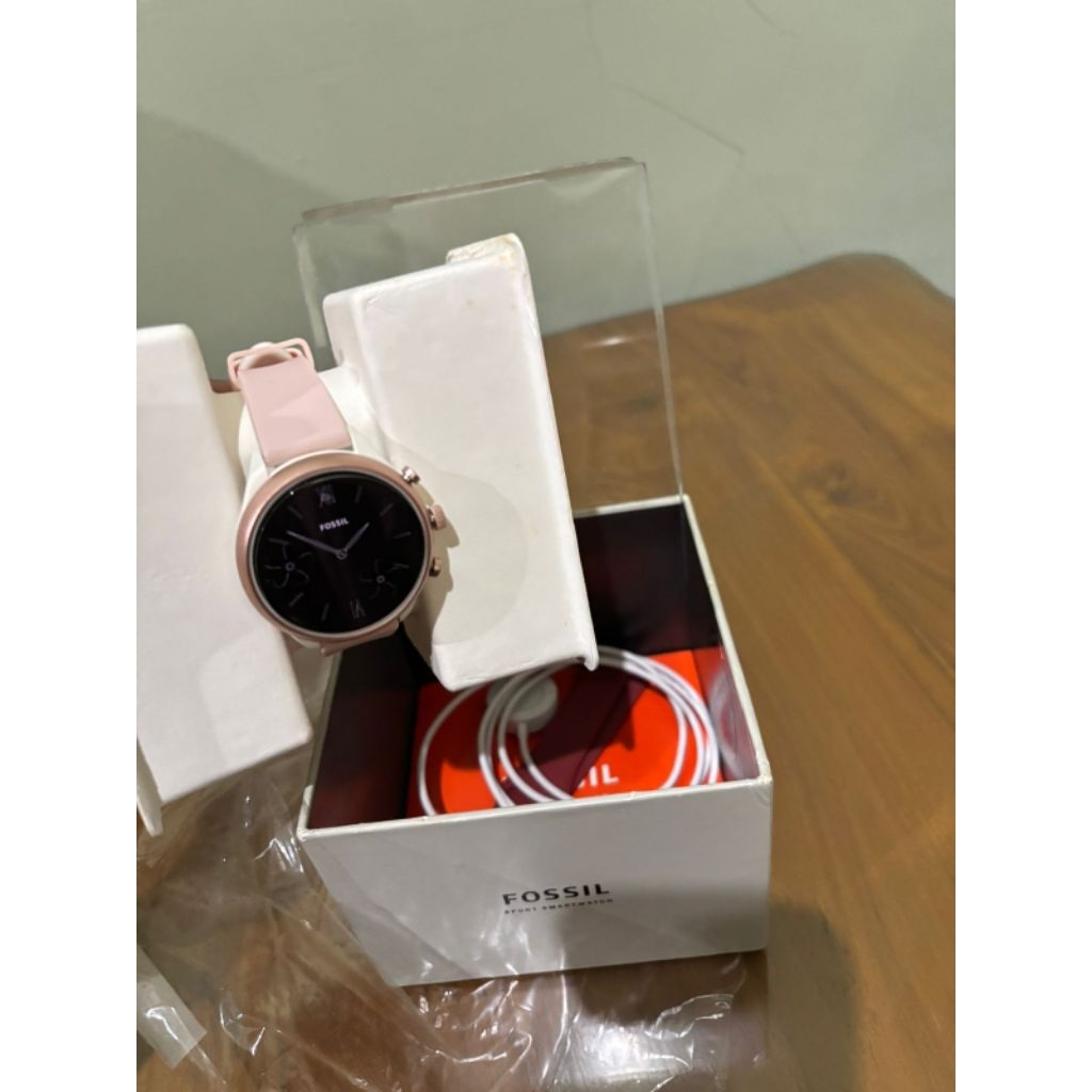 Fossil Smart watch gen 4 pink second