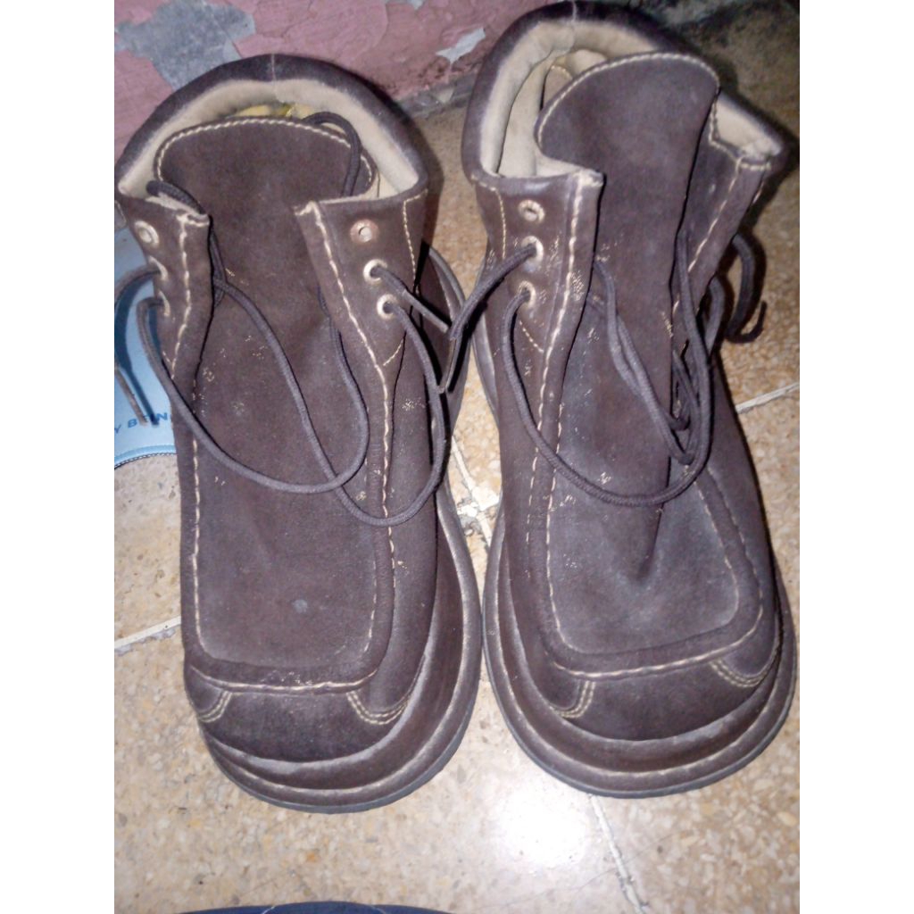Sepatu Unisex Gosh Original Preloved