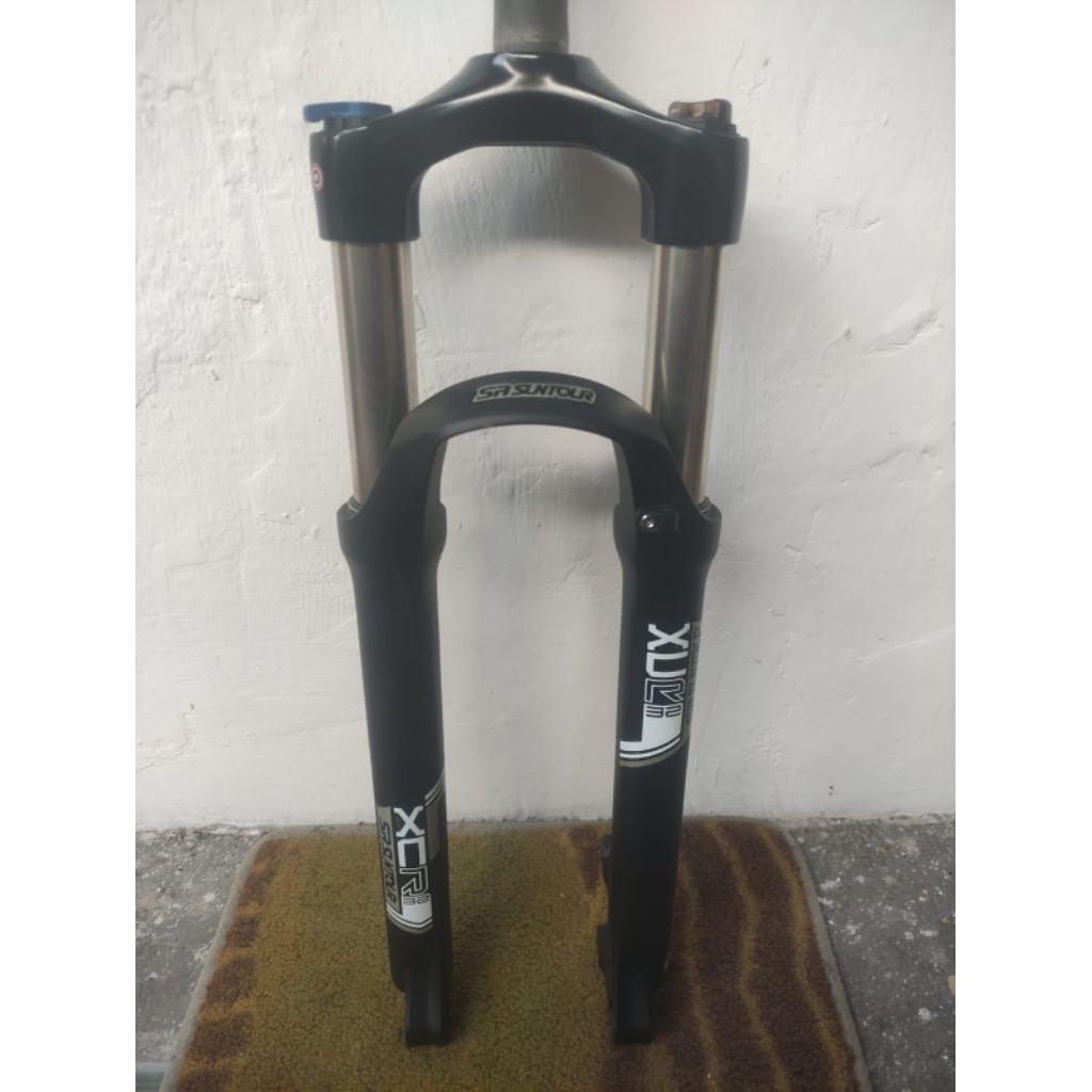 SR SUNTOUR XCR 32