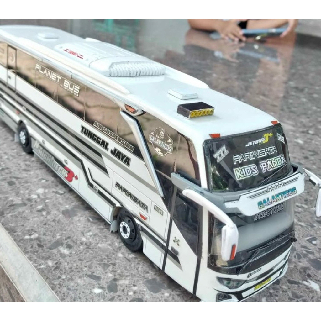 main bus remote