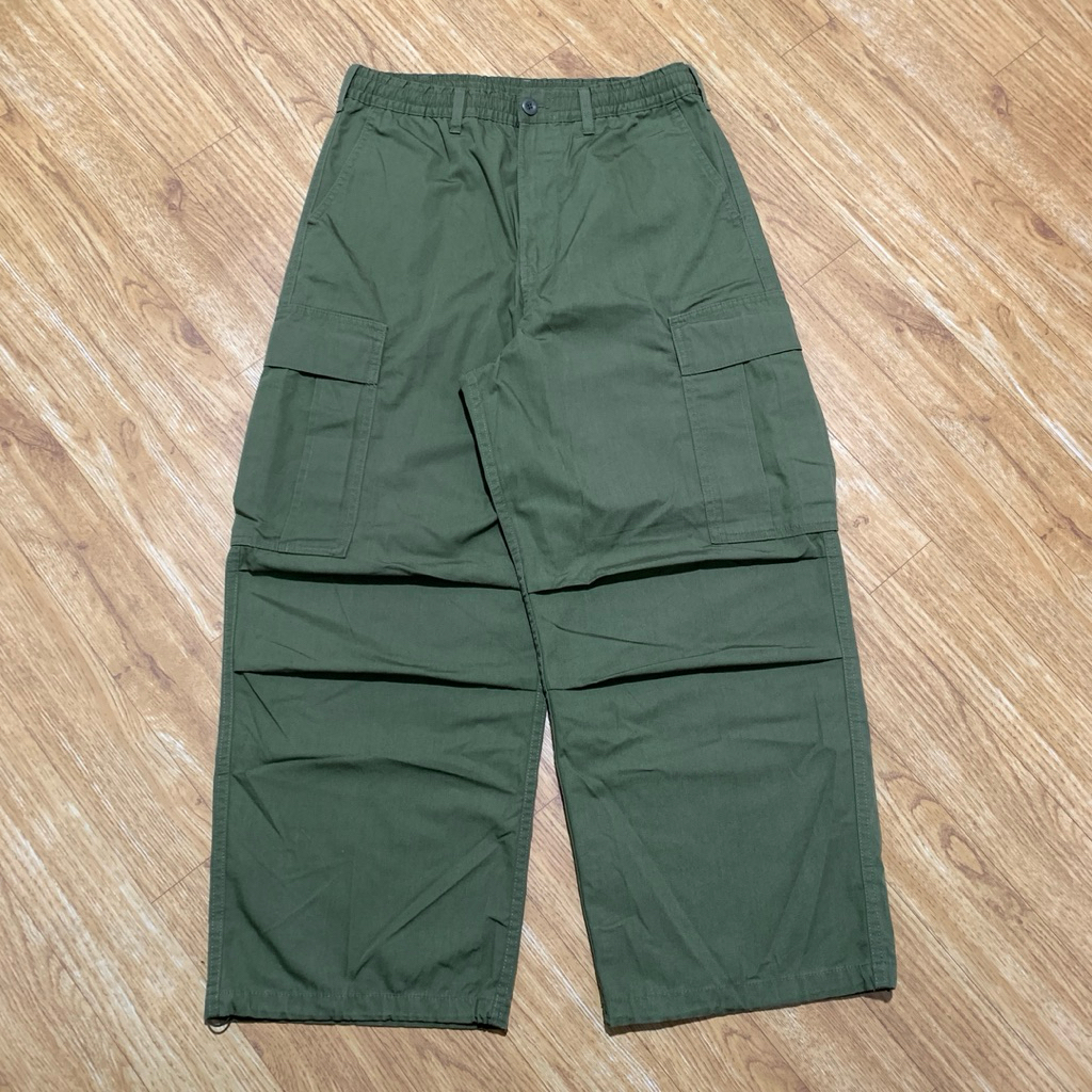 GU Uniklo Super Wide Cargo Balon Pants