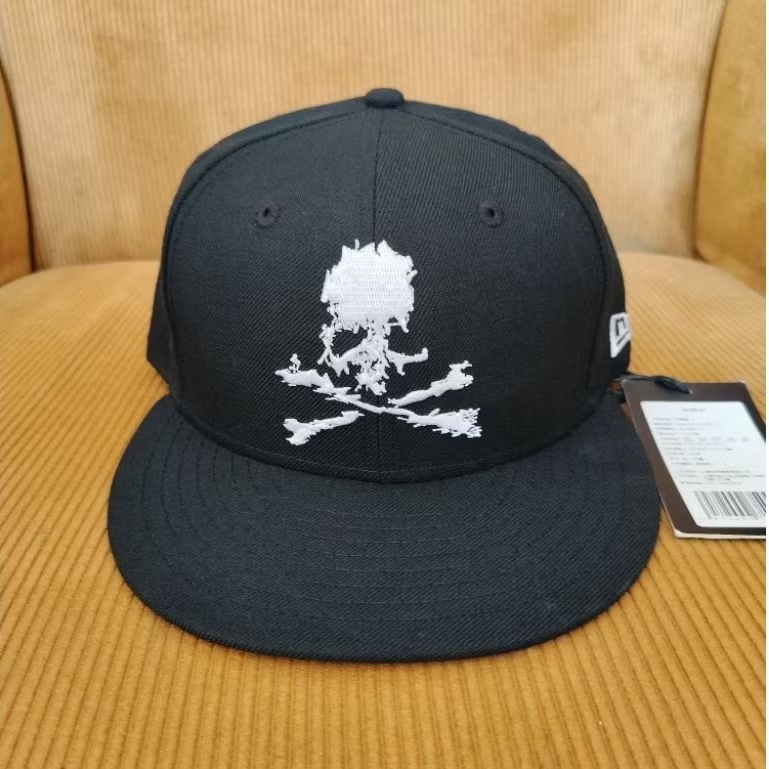 TOPI MASTERMIND WORLD X NEW ERA 9FIFTY