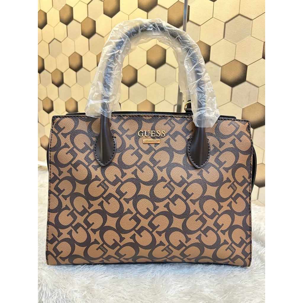 guess medium top handle