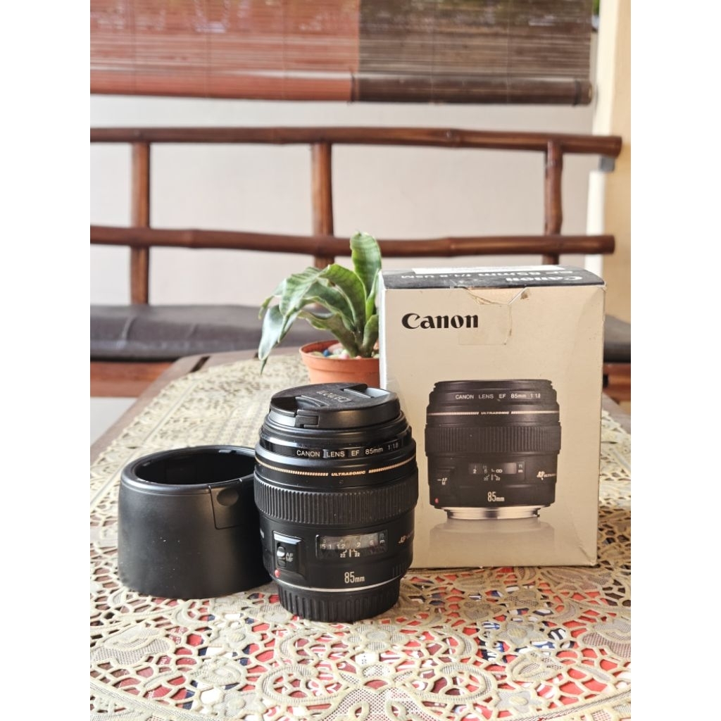 Lensa Canon 85mm f1.8 USM Second