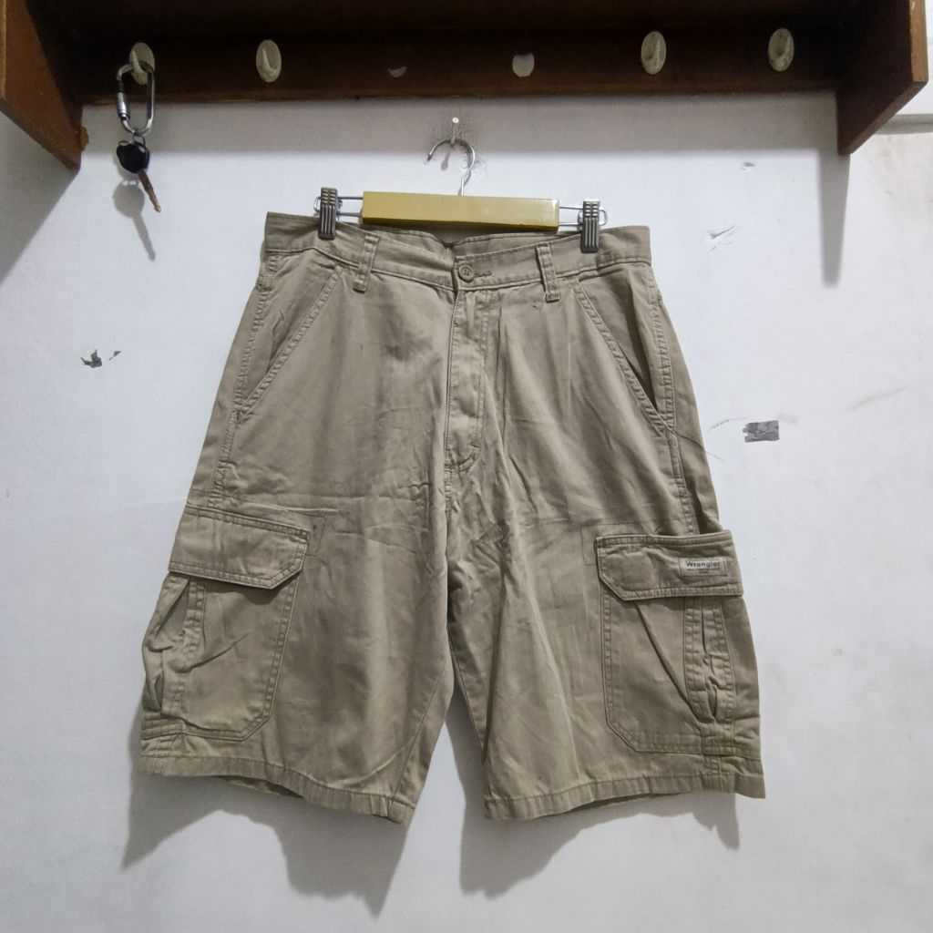 Celana Kargo Pendek WRANGLER Size 30