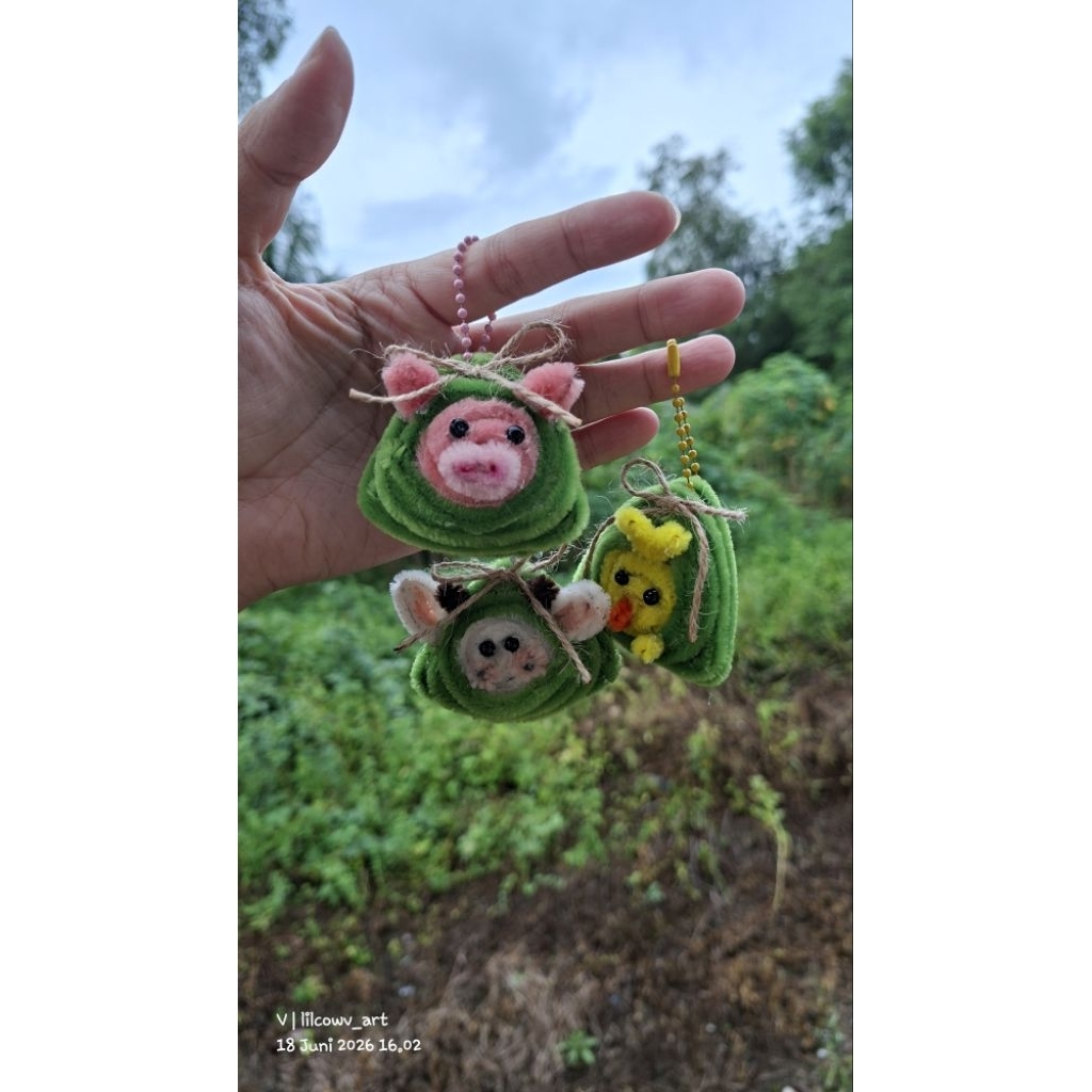 Gantungan Bacang Gantungan Bakcang HALAL BUKAN MAKANAN, Gantungan Bacang/Bakcang dari KAWAT BULU. Ga