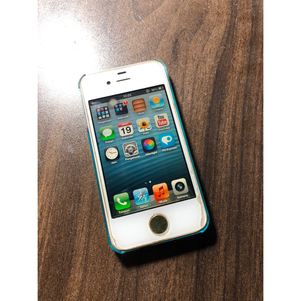 Iphone 4s (second)