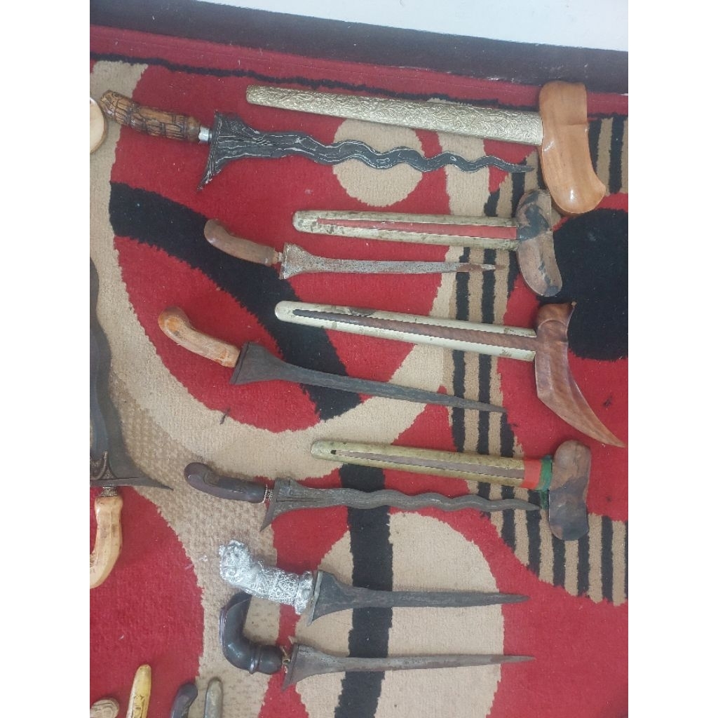 keris borongan sepuh lokasian