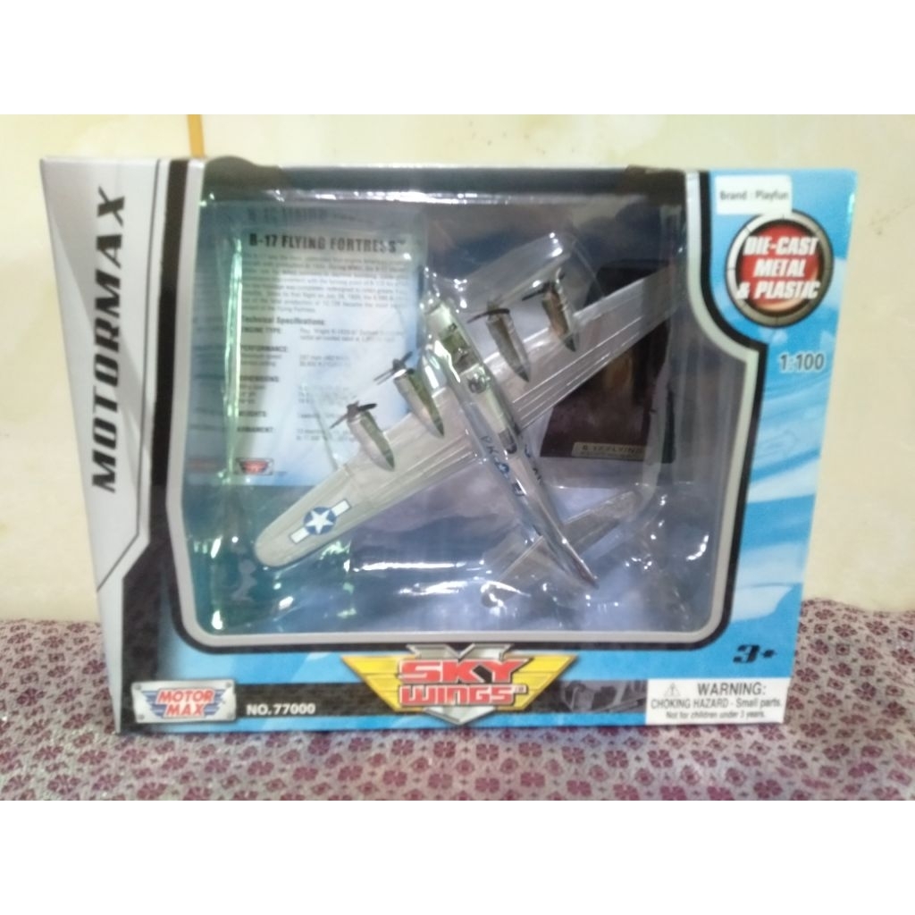 Motor Max Super Wing B-17 Flying Fortress Diecast Pesawat