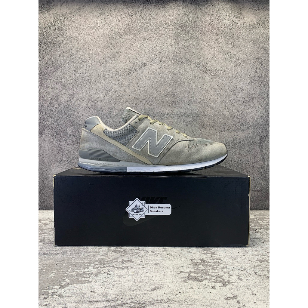 Sepatu Second Casual  New Balance 996 Essential Pack "Grey"  Original Guarantee