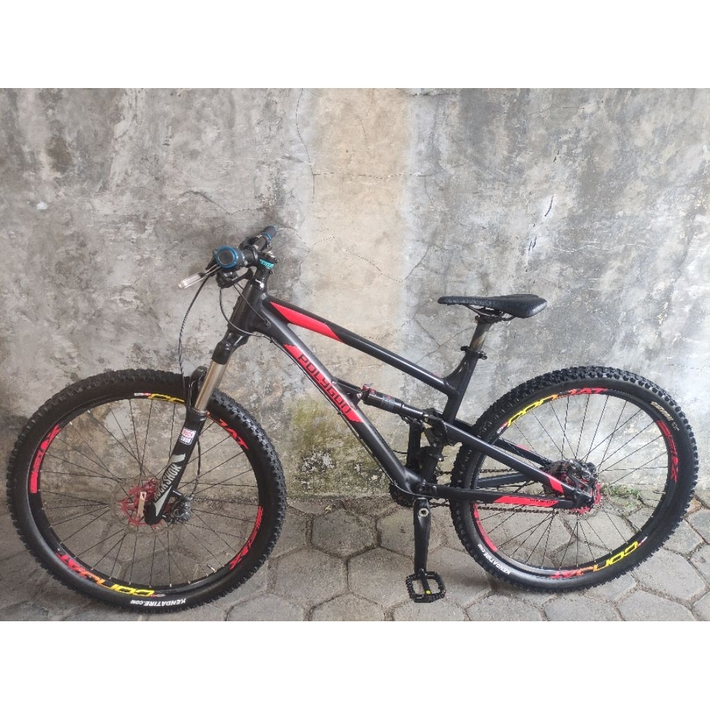 Polygon Siskiu D7