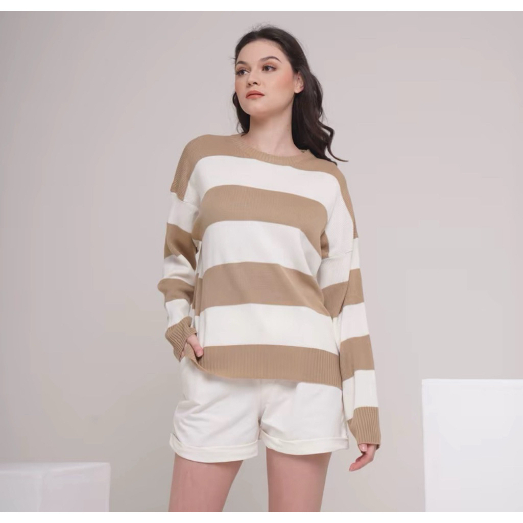 PRELOVED EIRA SWEATER RAJUT OVERSIZE KNITTED MOCCA Nigoo.id