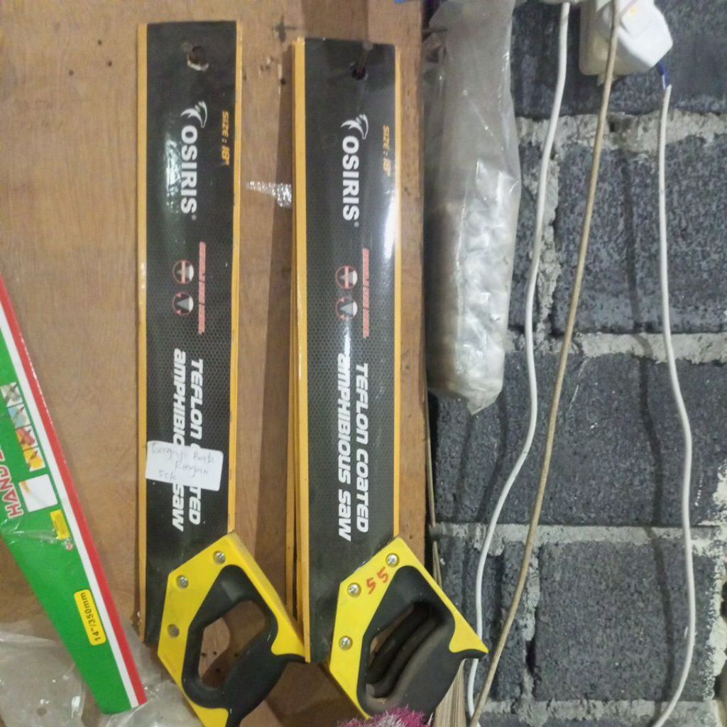 Gergaji Kayu LAFUMA 18 Inch - Gagang Karet Anti Slip, Presisi Potong, Nyaman Digunakan