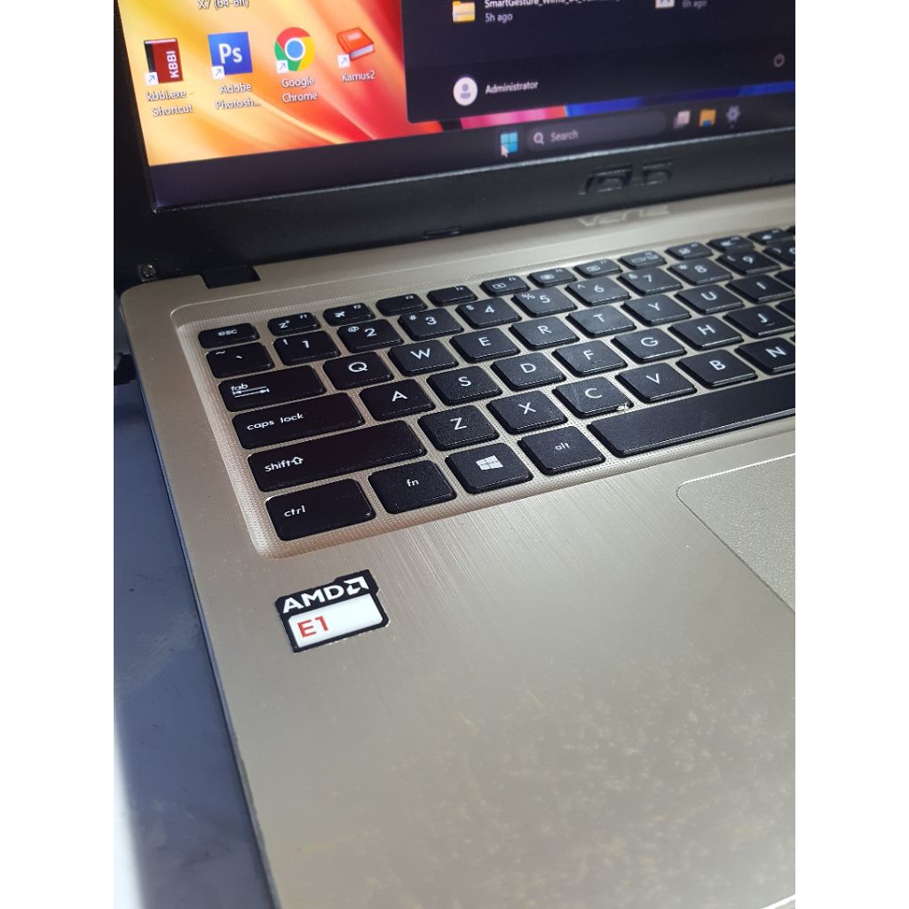 Leptop Asus X541