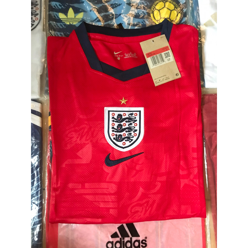 Jersey Inggris Away